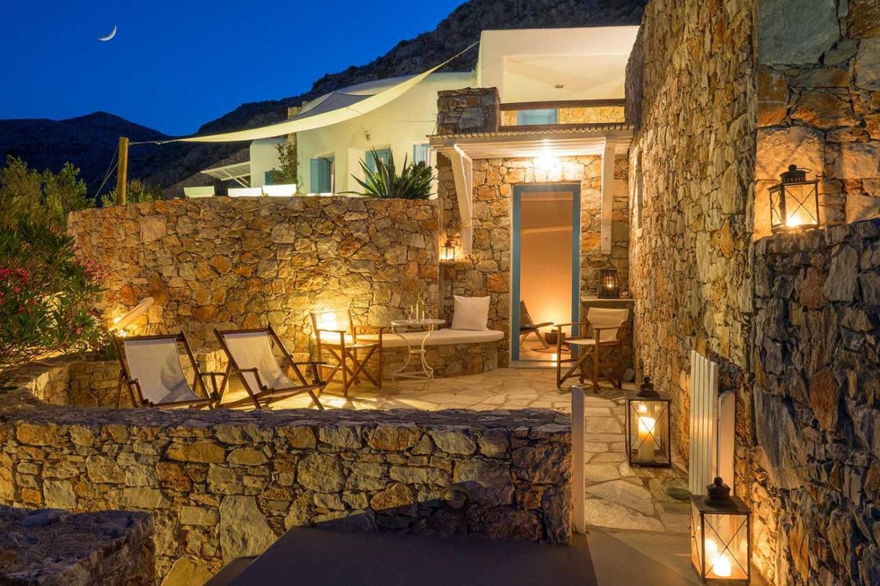 Villa Flisvos à Karavostasis  Extérieur photo